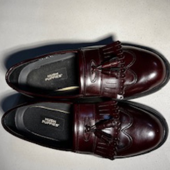 Hush Puppies slip on Oxford loafer, excellent condition,barely worn,size 9 - Picture 1 of 5